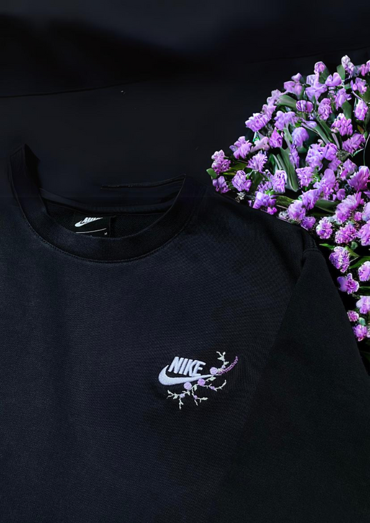 PRÉCOMMANDE (EXEMPLE) Sweat-shirt Nike Noir Brodé Fleurs🪻